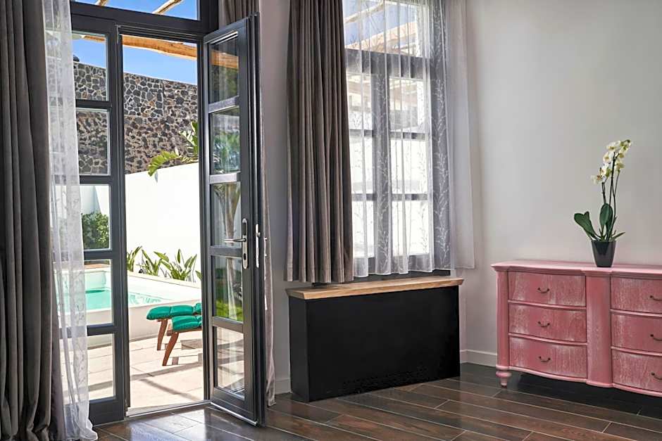 Katikies Garden Santorini - The Leading Hotels Of The World