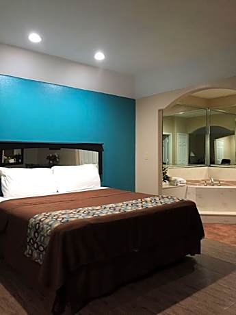 King Suite with Spa Bath