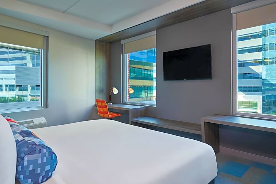 Aloft by Marriott Richardson