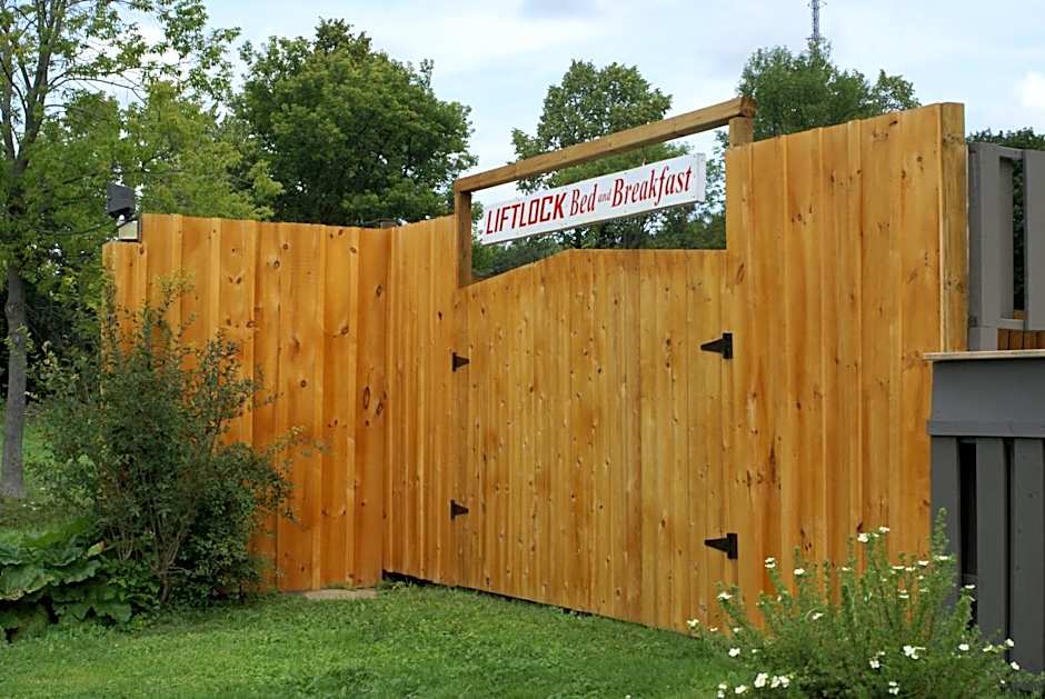 Liftlock Guest House