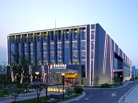 Nanjing Lakehome Hotels and Resorts