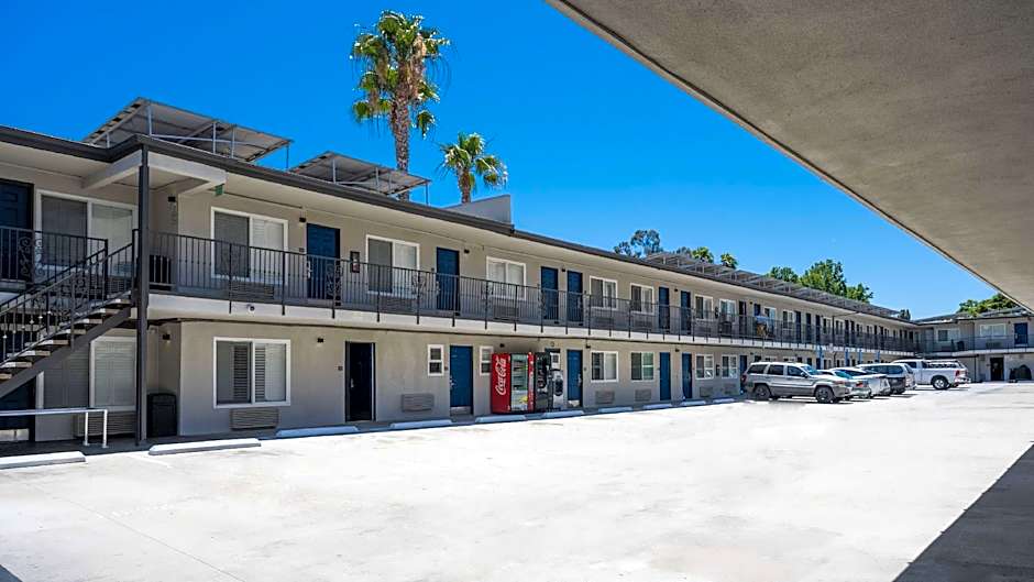 Motel 6 Anaheim - Convention Center