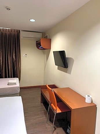 New Grand Hotel