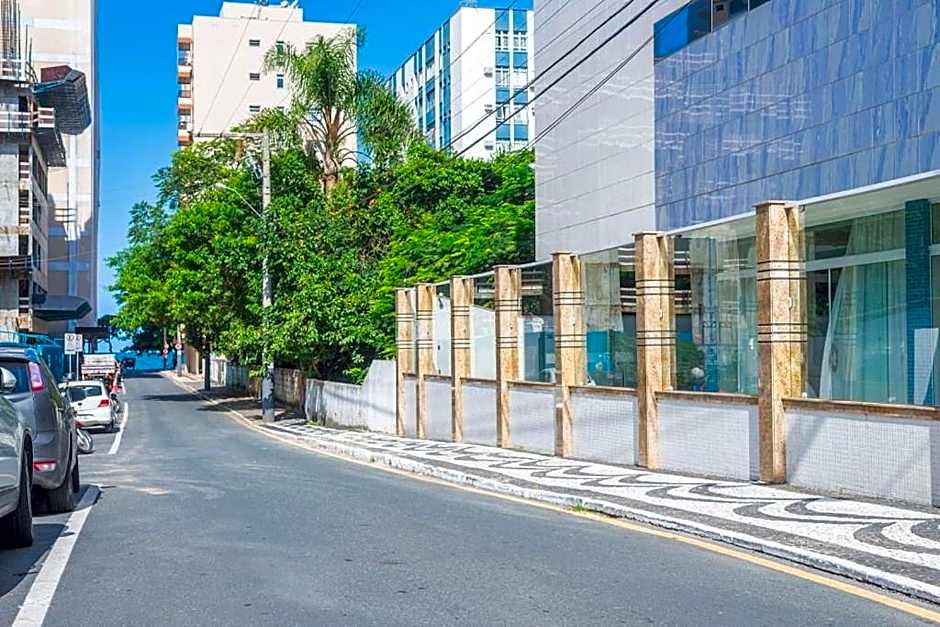 MRBQ022- Ap ao lado da Praia e Roda Gigante 2Q+2WC