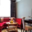 The Capital Hotel, Apartments & Townhouse