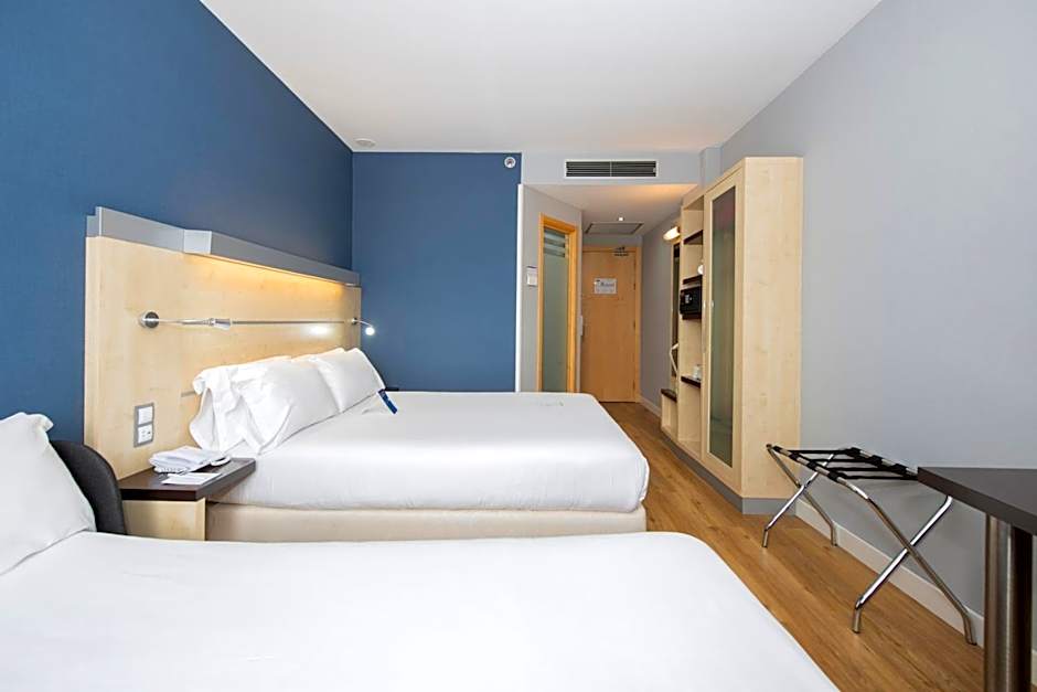 Holiday Inn Express Barcelona City 22@ By IHG