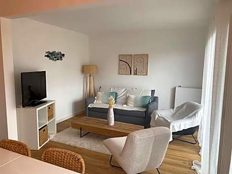 Grand T4 - 6 couchages près du lac de Soustons face aux arènes