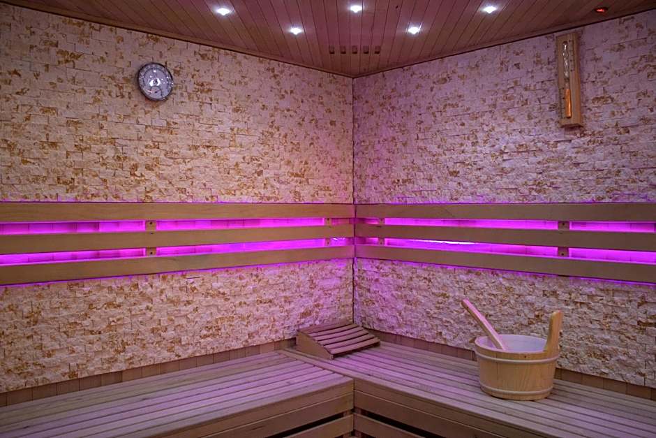 Hotel Lantier - Basen & Gabinet SPA
