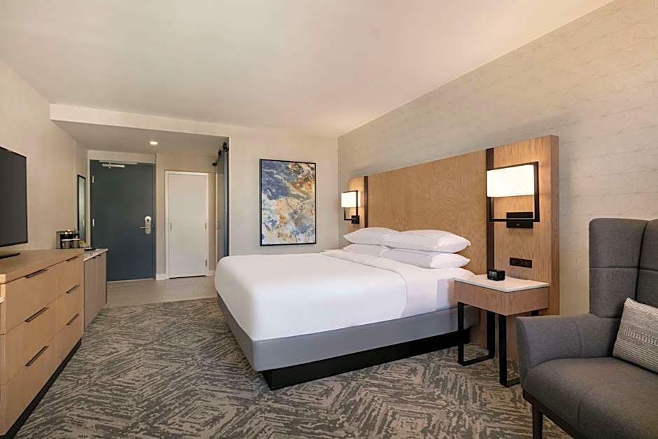 DoubleTree by Hilton Canton Downtown, OH