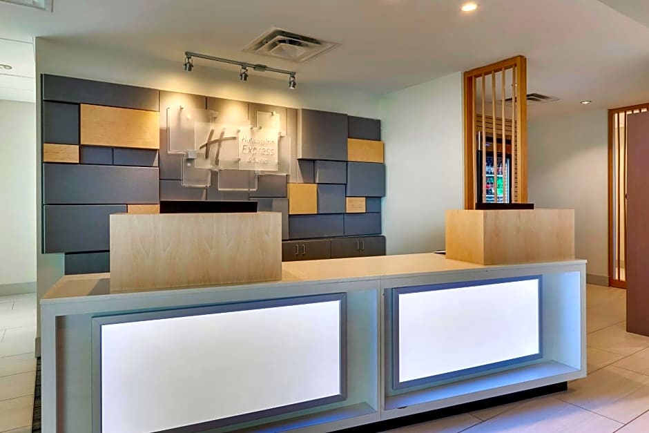 Holiday Inn Express & Suites - Dawsonville By IHG