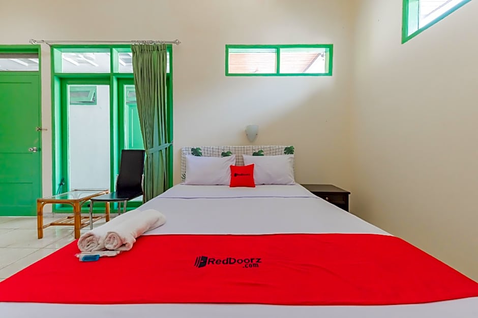 RedDoorz @ Jalan R.E. Martadinata Sukabumi