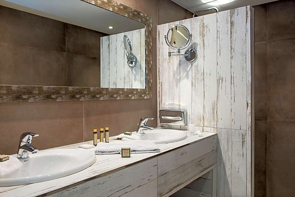 La Bastide De Tourtour Hotel & Spa