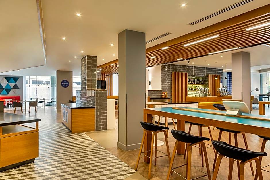 Holiday Inn Express Dublin City Centre By IHG