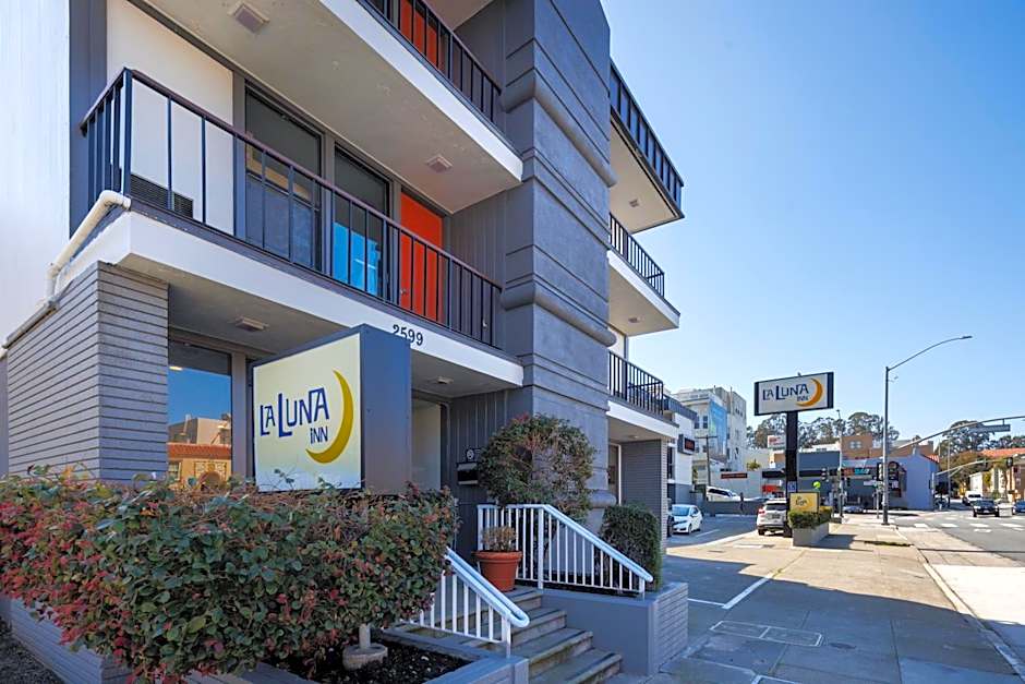 La Luna Inn, an Ascend Collection Hotel