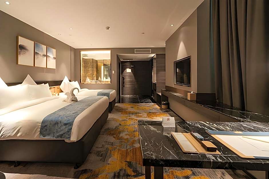 Ames Hotel