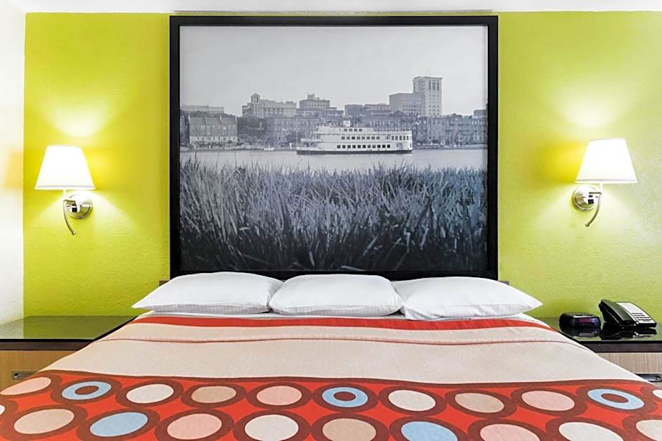 Super 8 by Wyndham Brunswick/St Simons Island Area