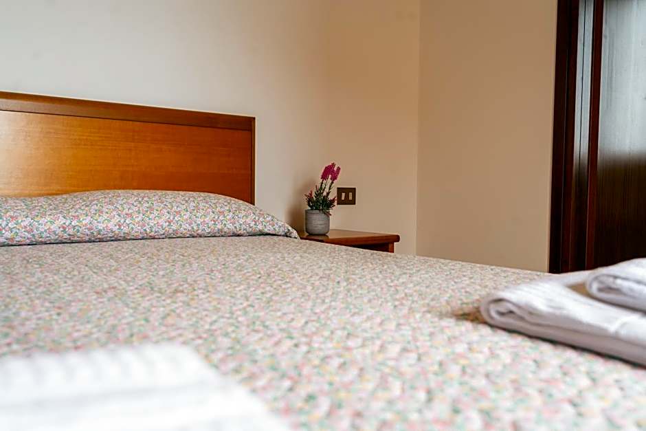 Hotel casa del pellegrino - Castelmonte