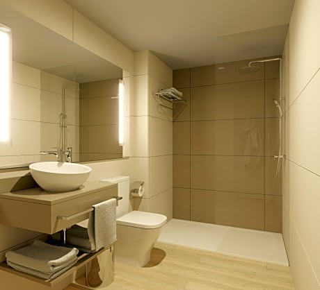 Twin Room with Balcony