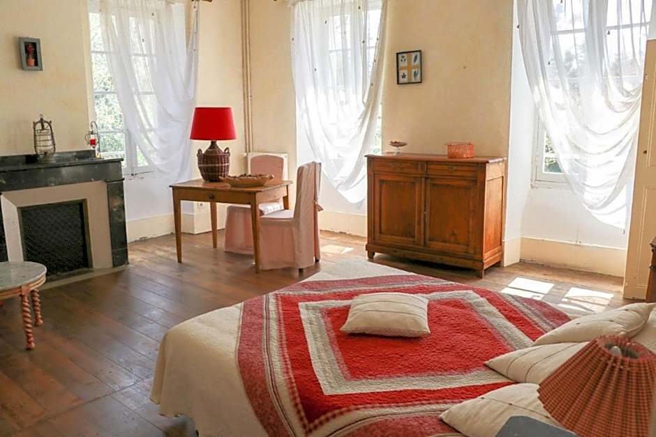 DOMAINE DE MARLAS - CHAMBRES D'HÔTES