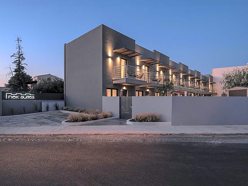 NEK Suites - Adults Only