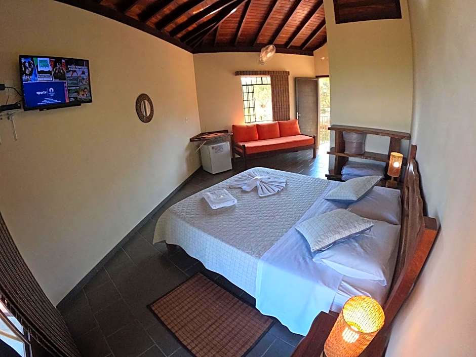 Pousada Além das Formas - Acesso a cachoeiras e gruta encantada