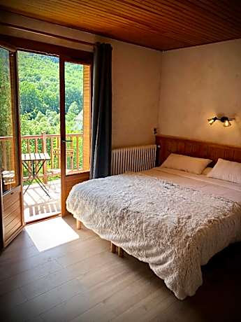 Double room-Comfort-Ensuite with Shower-Terrace