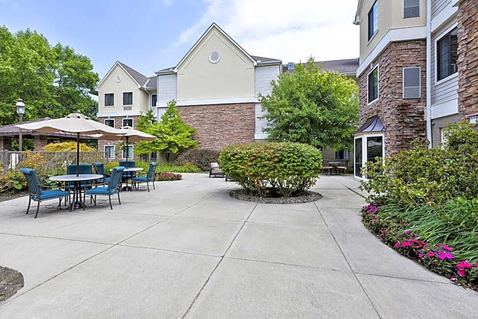 Staybridge Suites Detroit-Utica By IHG