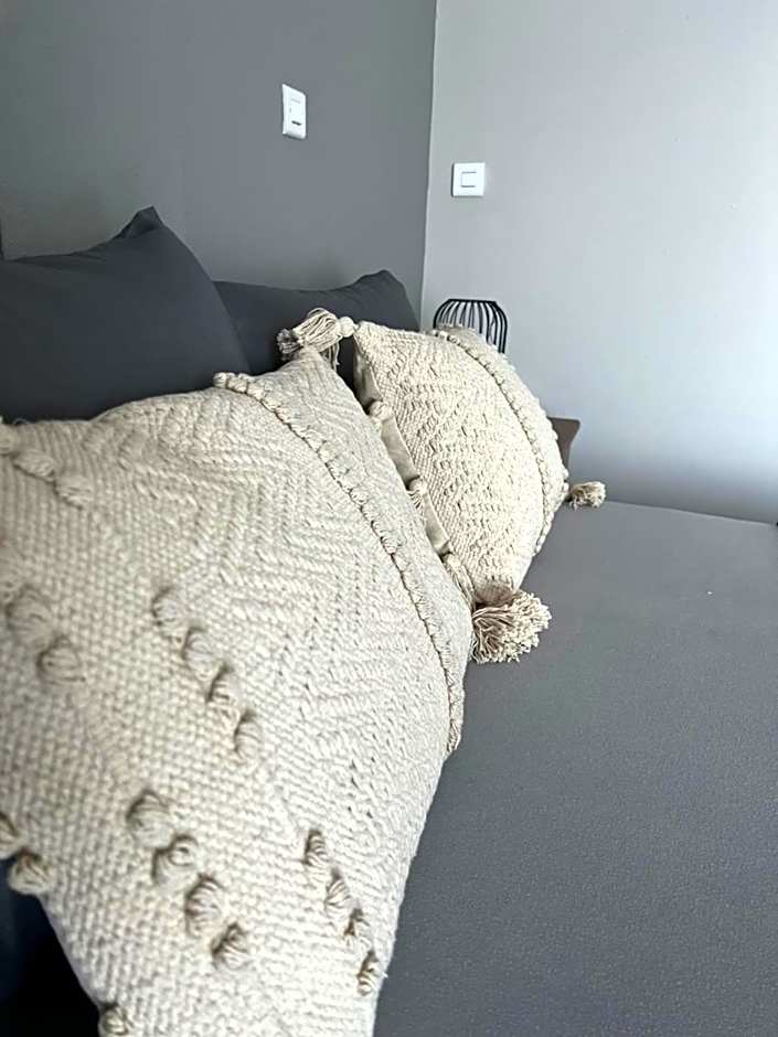 Kastalia Studios And APARTMENTS