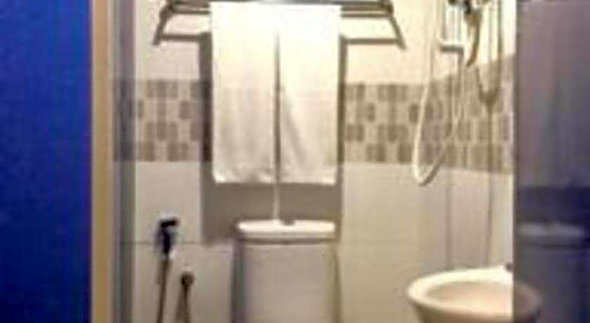 RAINFOREST Budget Stay