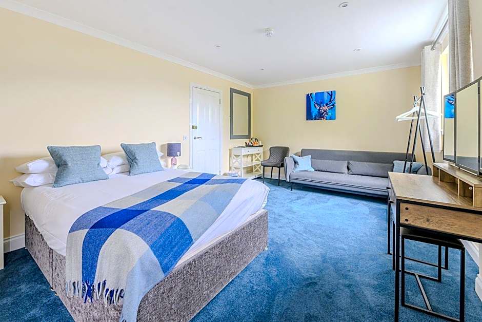 Loch Ness Clansman Hotel