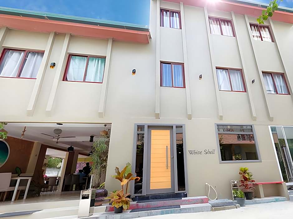 Whiteshell Island Hotel & Spa at Maafushi