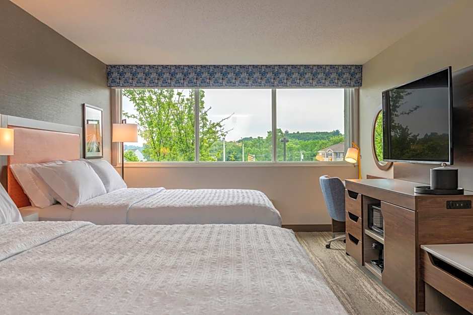 Hampton Inn Manchester Downtown