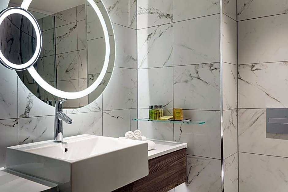 DoubleTree by Hilton Bath