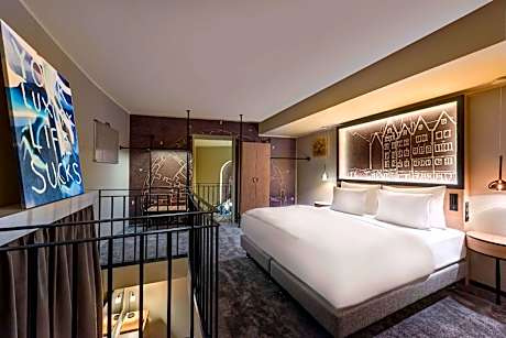 King Art Duplex Suite