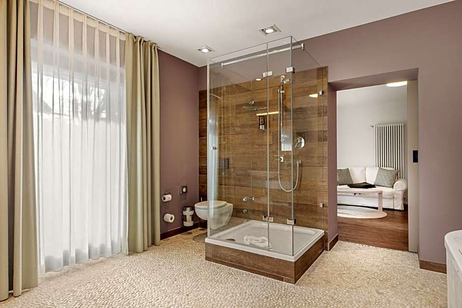 Hotel Villa Lago