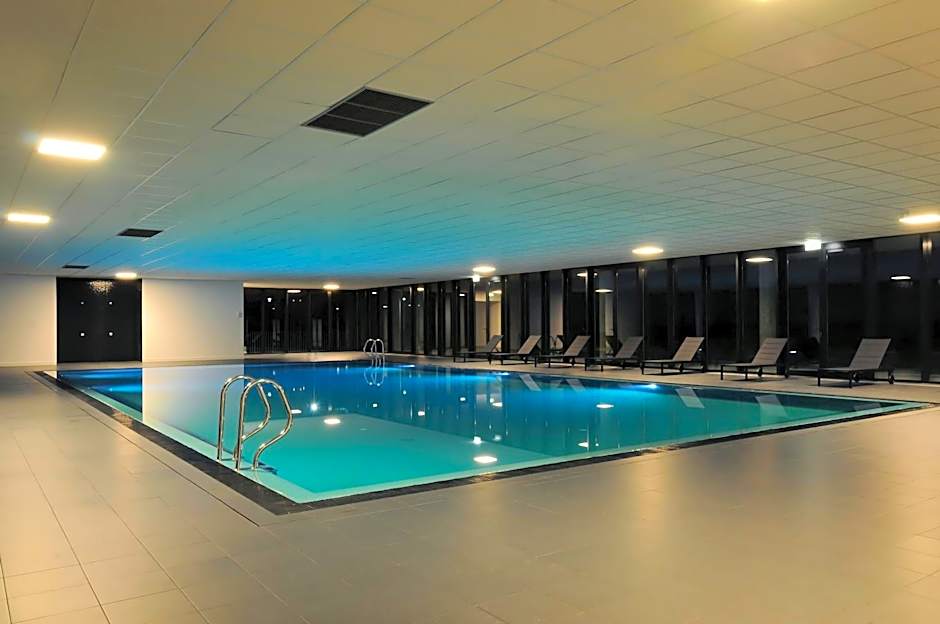 Open Village Sports Hotel & Spa Club