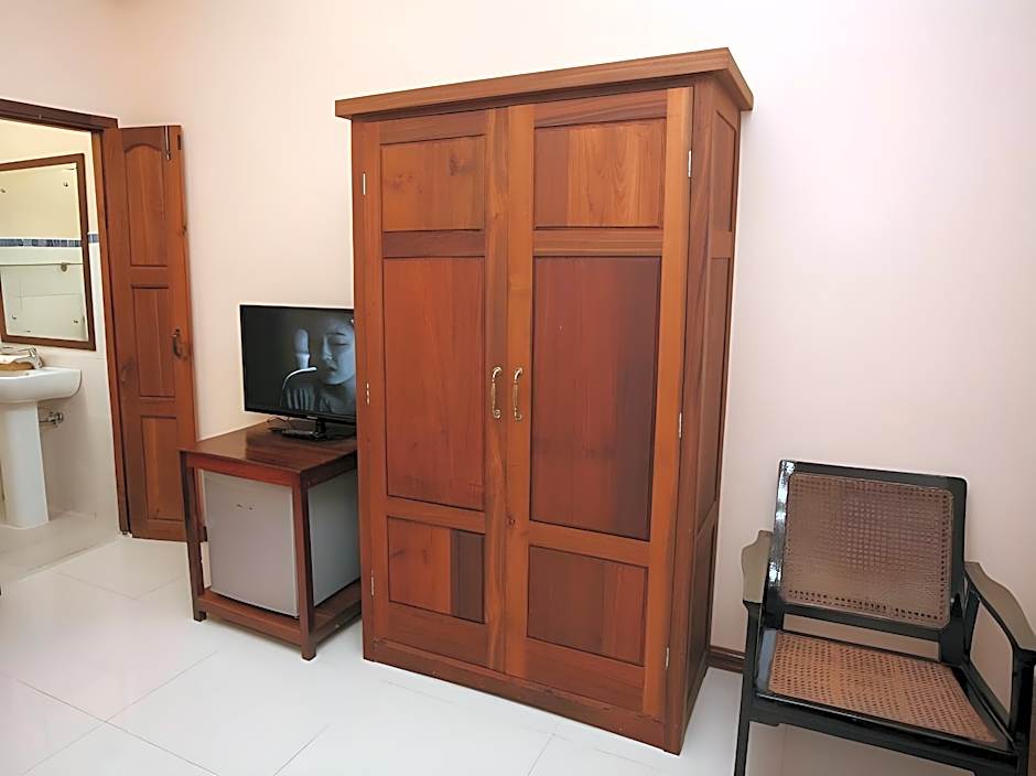 Hotel June Business Bed Breakfast