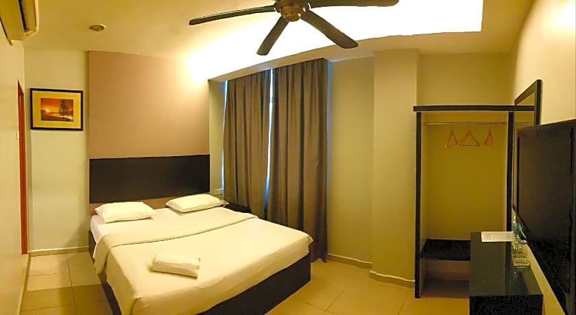 Golden Court Hotel @ Tun Abdul Razak