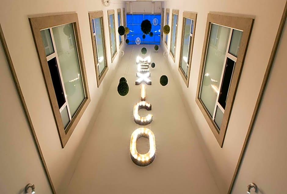 Hotel MX garibaldi CDMX, Trademark Collection by Wyndham