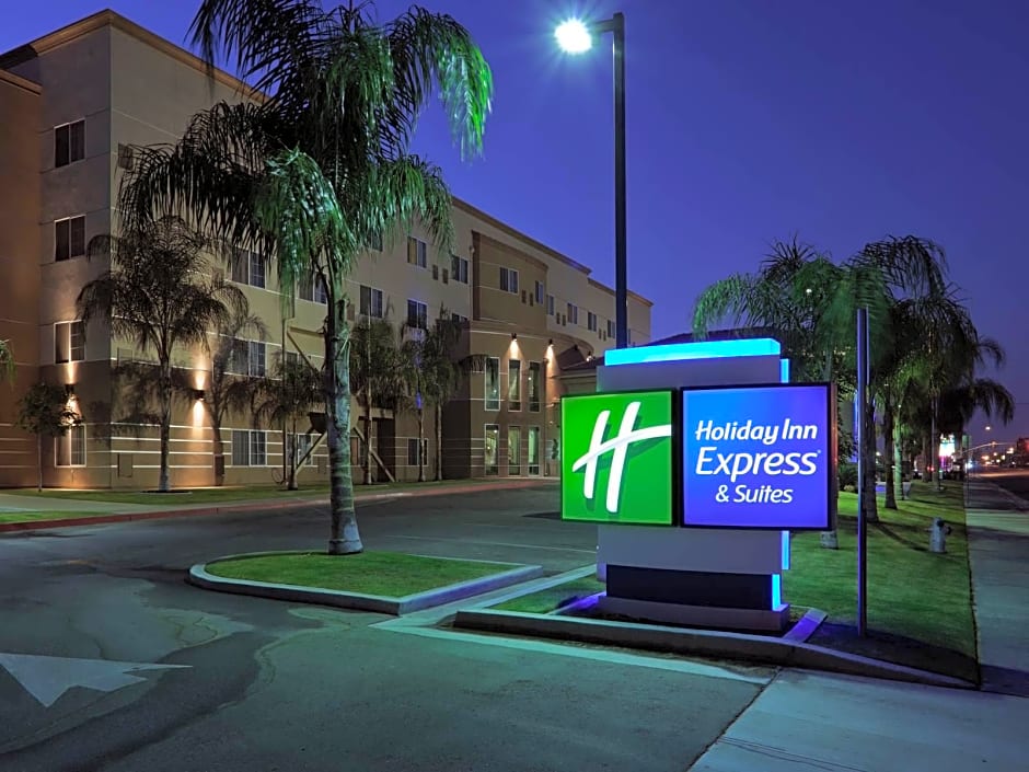 Holiday Inn Express Hotel & Suites Bakersfield Central