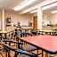 Econo Lodge Holland - Toledo