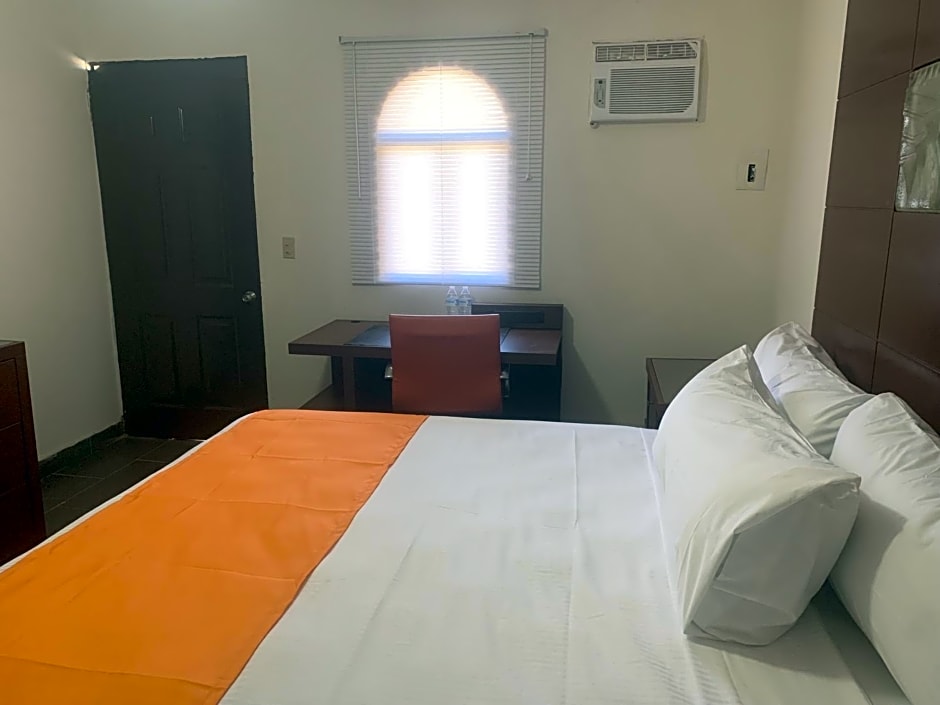Hotel Los Arcos