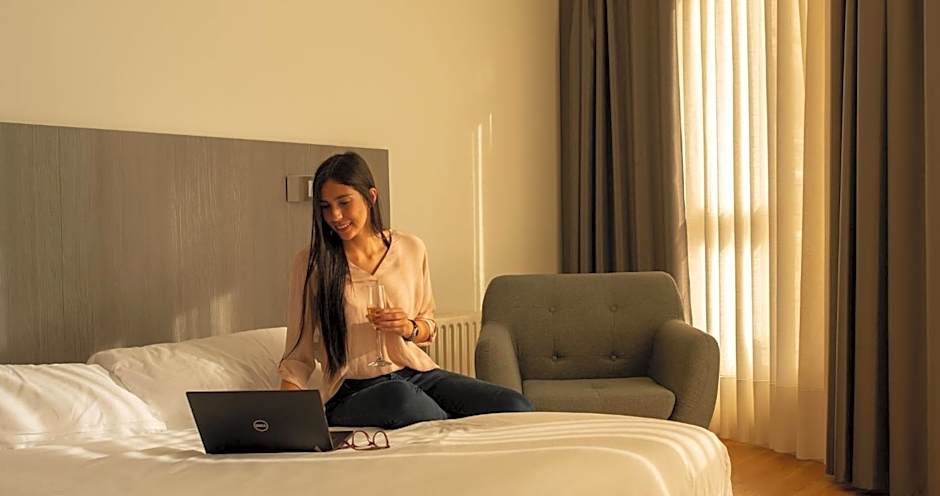 Hotel Seminario Aeropuerto Bilbao