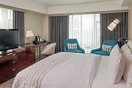 Junior Suite, 1 King Bed