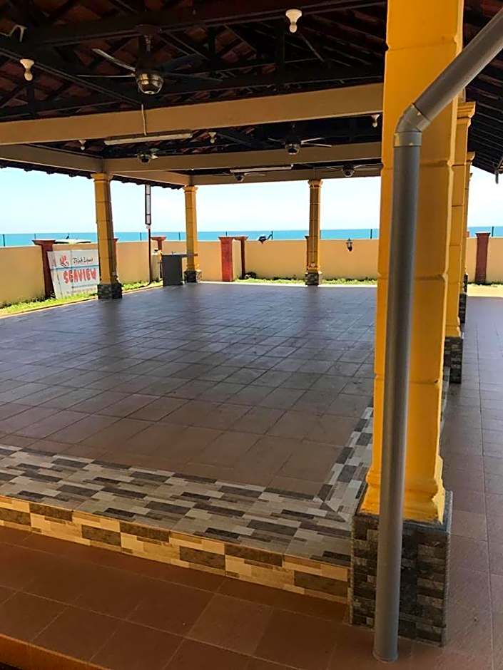 Teluk Lipat Seaview Inn