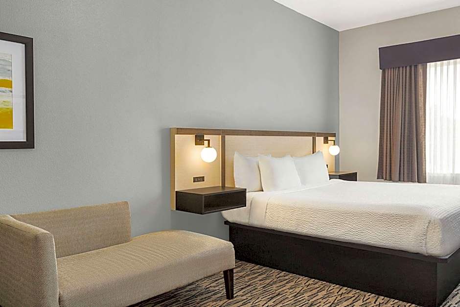 Ramada by Wyndham Marina