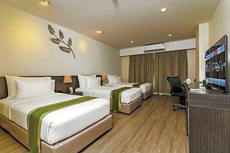 Family Triple Room - Non-Smoking