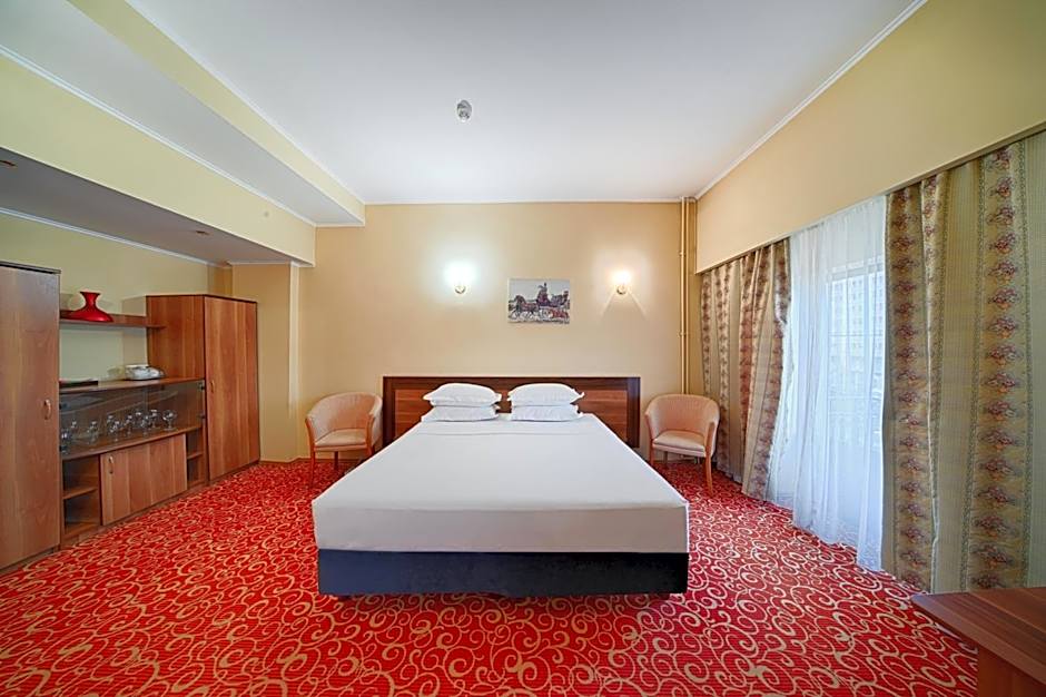 Central Hotel