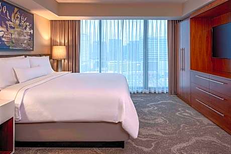 Executive Suite, 1 Bedroom Executive Suite, 1 King, Sofa bed