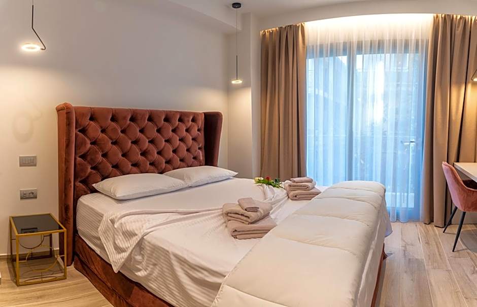 Nicolas Centrale-Smart City Suites